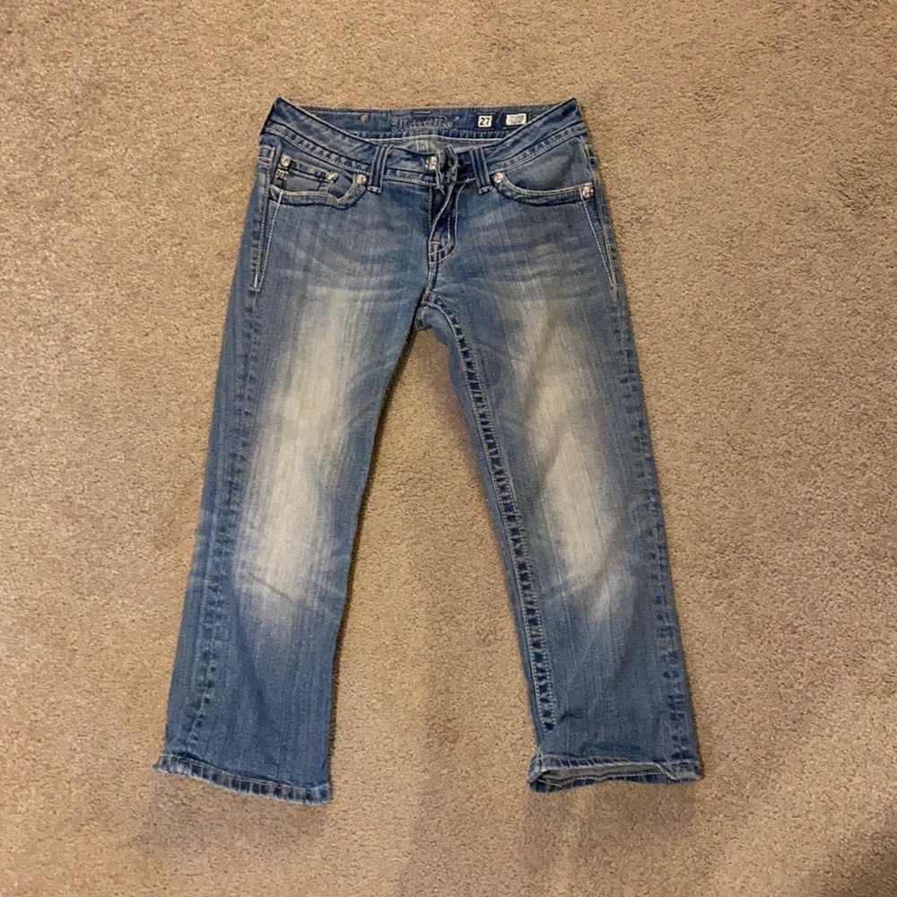 Miss me capris size 27